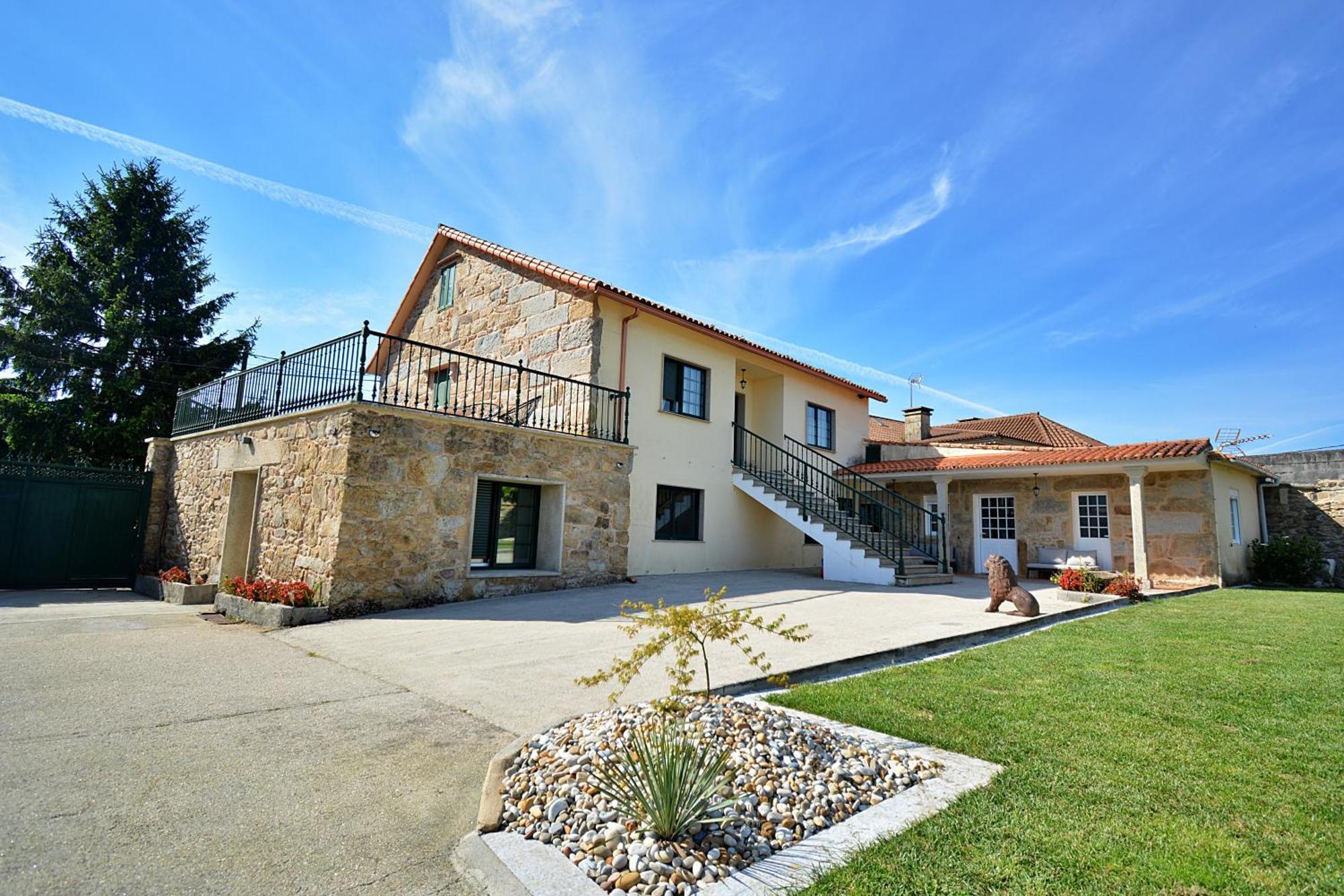 Вилла Galihost - Casa Con Enorme Jardin En Камбадос Экстерьер фото